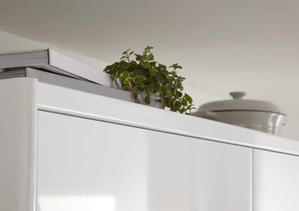Cornisa GOODHOME Stevia/Garcinia, 3.5 x 240 cm, mdf, alb lucios