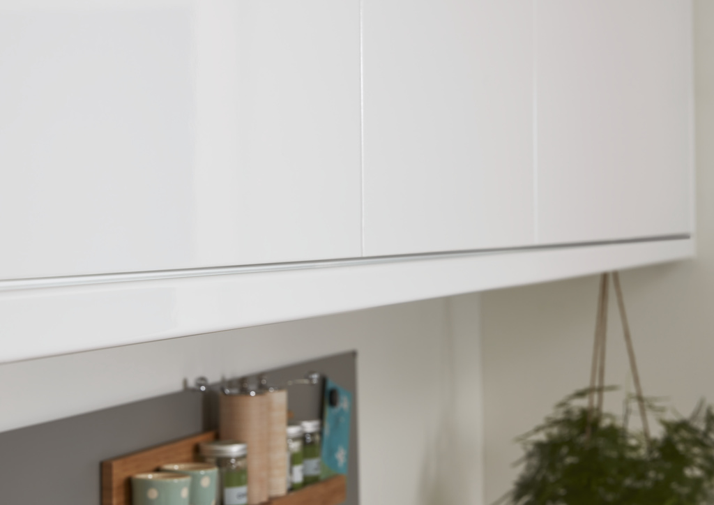 Cornisa GOODHOME Stevia/Garcinia, 3.5 x 240 cm, mdf, alb lucios