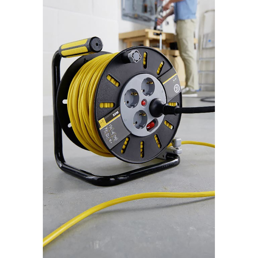 Prelungitor DIALL H05VV-F, 4 prize Schuko, 50 m, 1.5 mm, cu tambur, negru