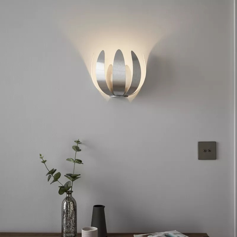 Aplica de perete Pleiones GoodHome, E14, LED compatibil, argintiu