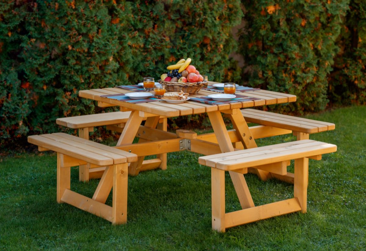 Set mobilier gradina Mobilaiud Piknik Quatro, lemn, 5 piese, maro