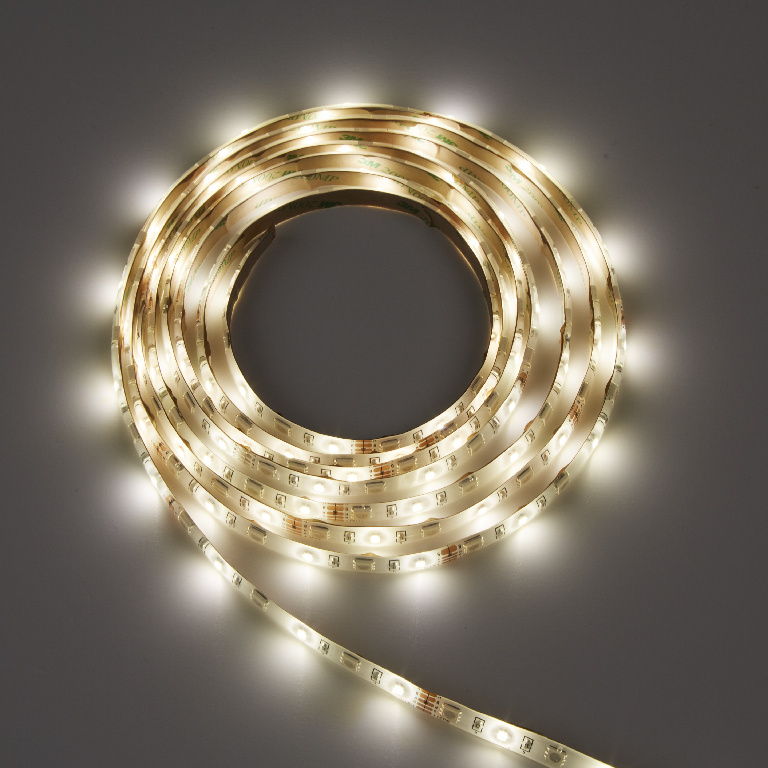 Banda LED Colours Driggs FC2WR3, 3 m, 400 lm