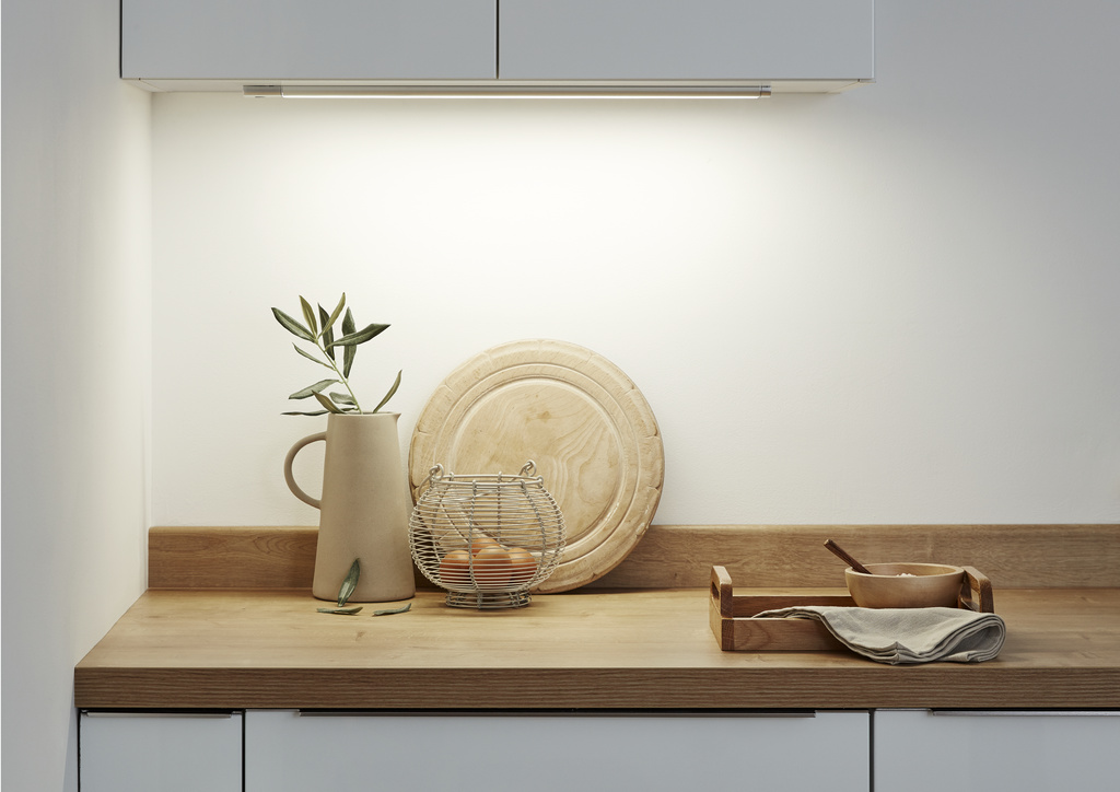 Corp de iluminat LED sub mobilier Colours Upha, cu senzor, argintiu, 10 W, 4000K, IP20