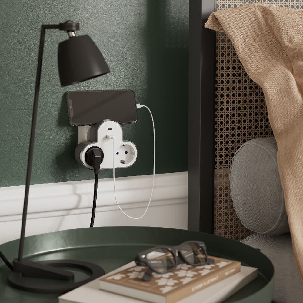 Adaptor priza Jacobsen, 3 prize, 2 USB, 16A, alb-gri