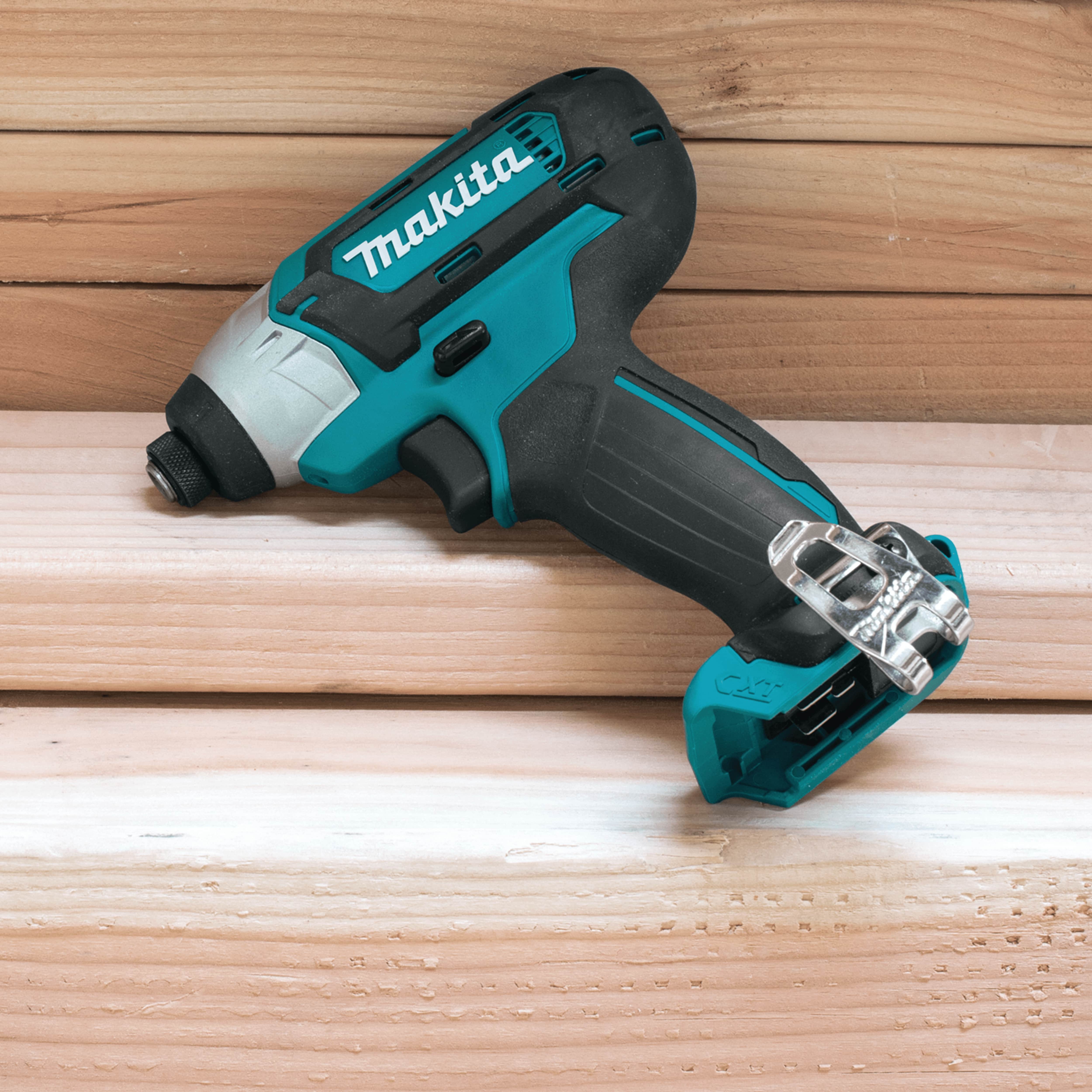 Set Makita CLX224X Masina de gaurit si insurubat 30Nm, Masina de insurubat cu impact 110Nm, 12V, 2 x 1.5 Ah, Valiza aluminiu
