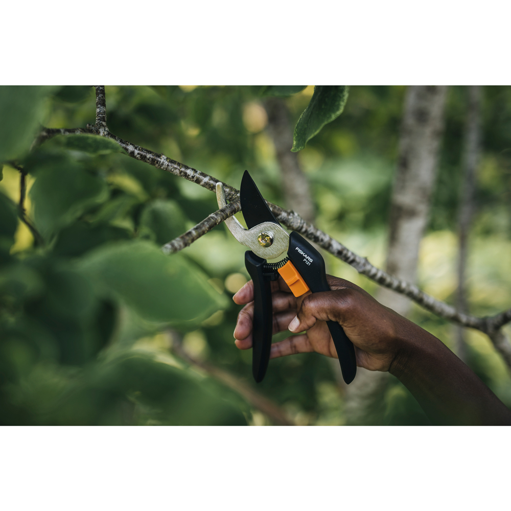 Foarfeca pas cu pas FISKARS P121 Solid, otel, negru