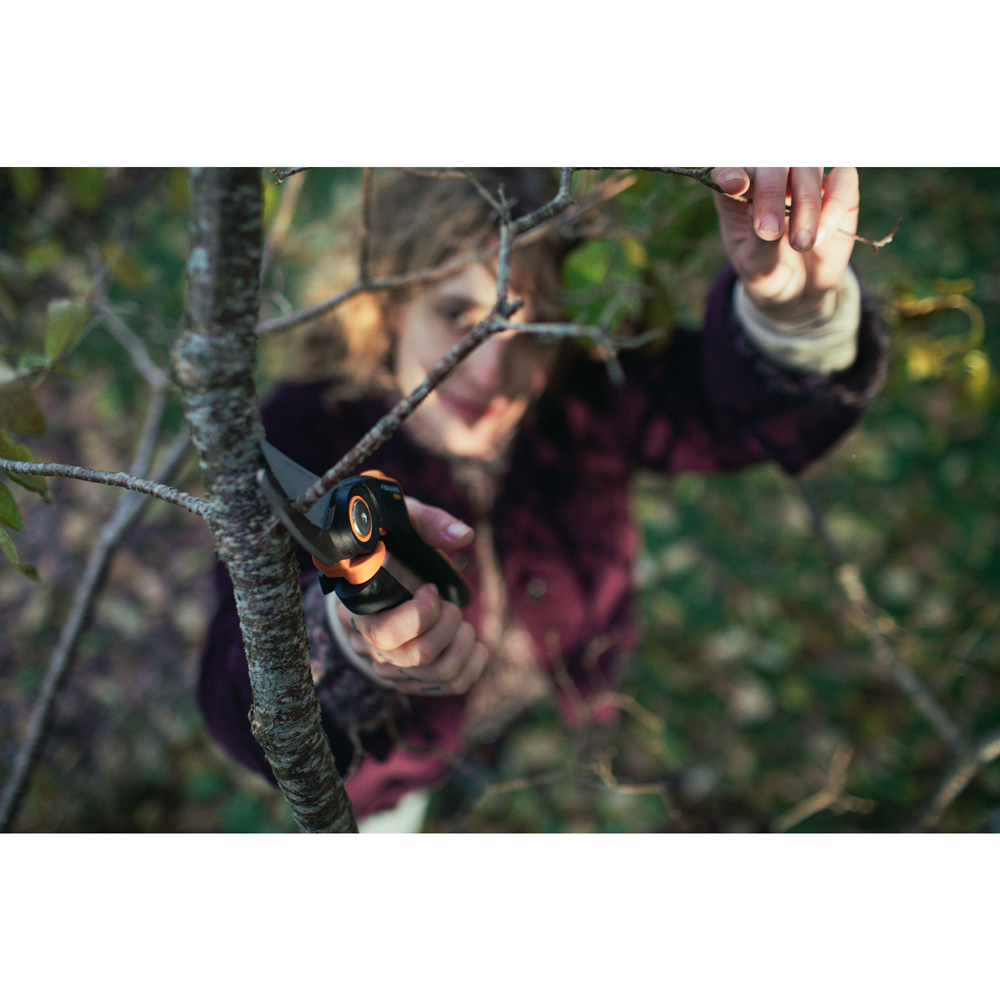Foarfeca pas cu pas FISKARS PowerGear P961, L, otel, negru