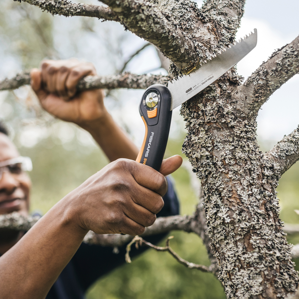 Fierastrau retractabil FISKARS Plus SW68, otel, negru