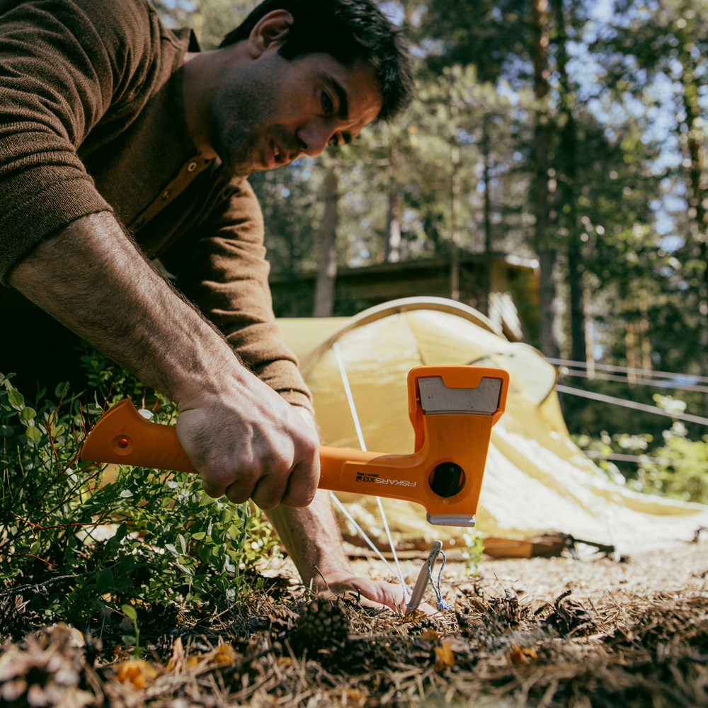 Topor camping FISKARS X13, 33cm, 480g