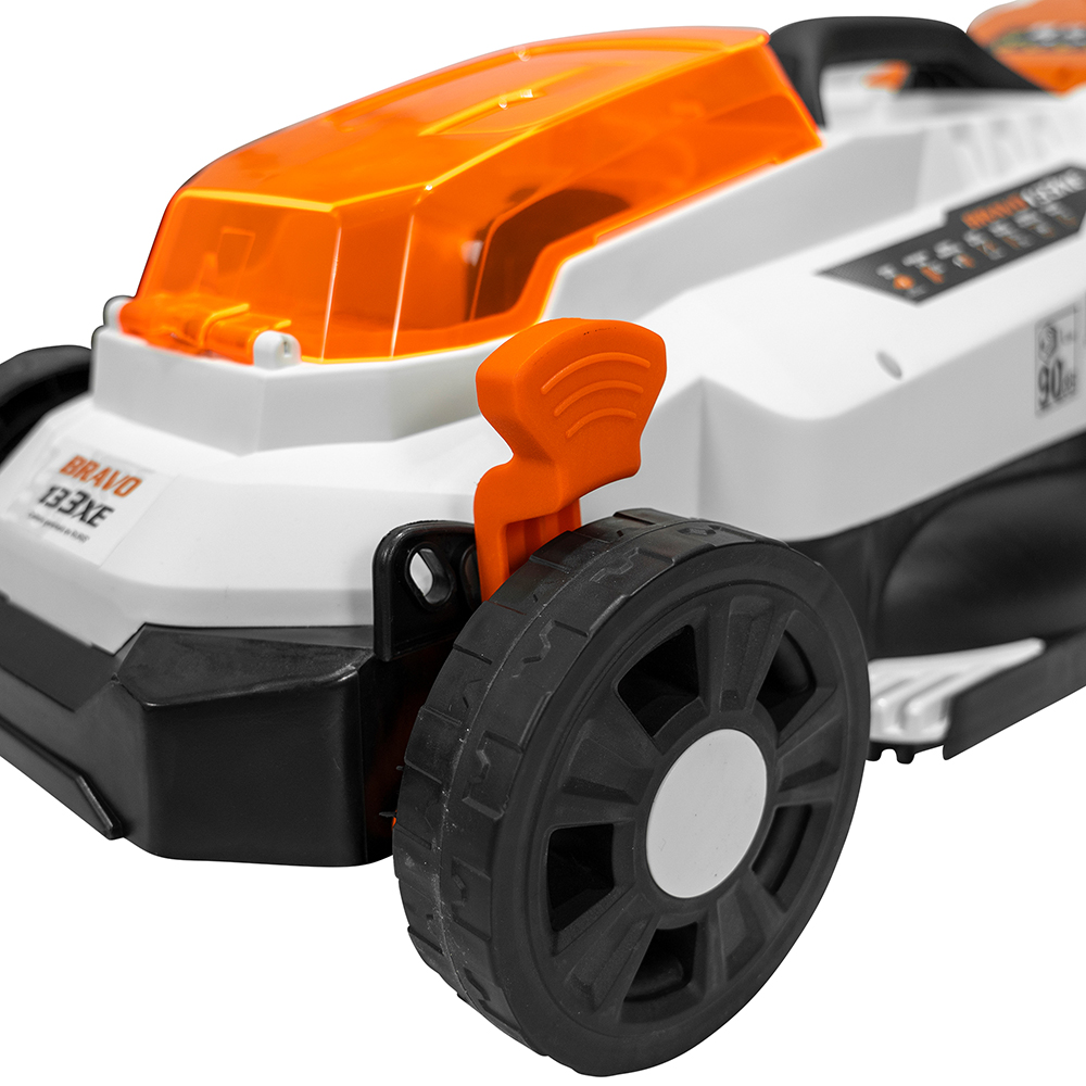Masina de tuns iarba pe acumulator RURIS Bravo 133XE, Electrica, 4Ah, 20V, latime taiere 33 cm, cos 30L, portocaliu
