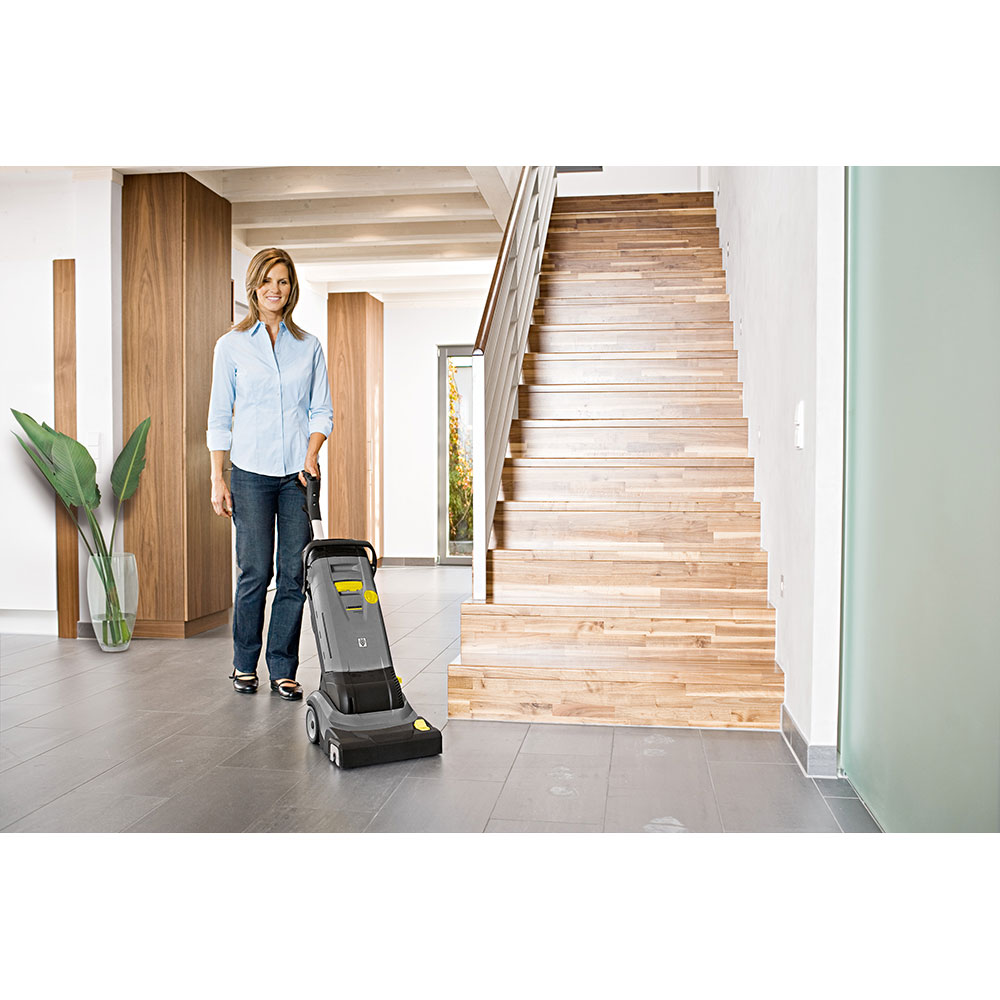 Aparat pentru lustruit podele KARCHER PROFESIONAL BR 30/4 C Ep 1.783-220.0, 4l, 820W, gri antracit
