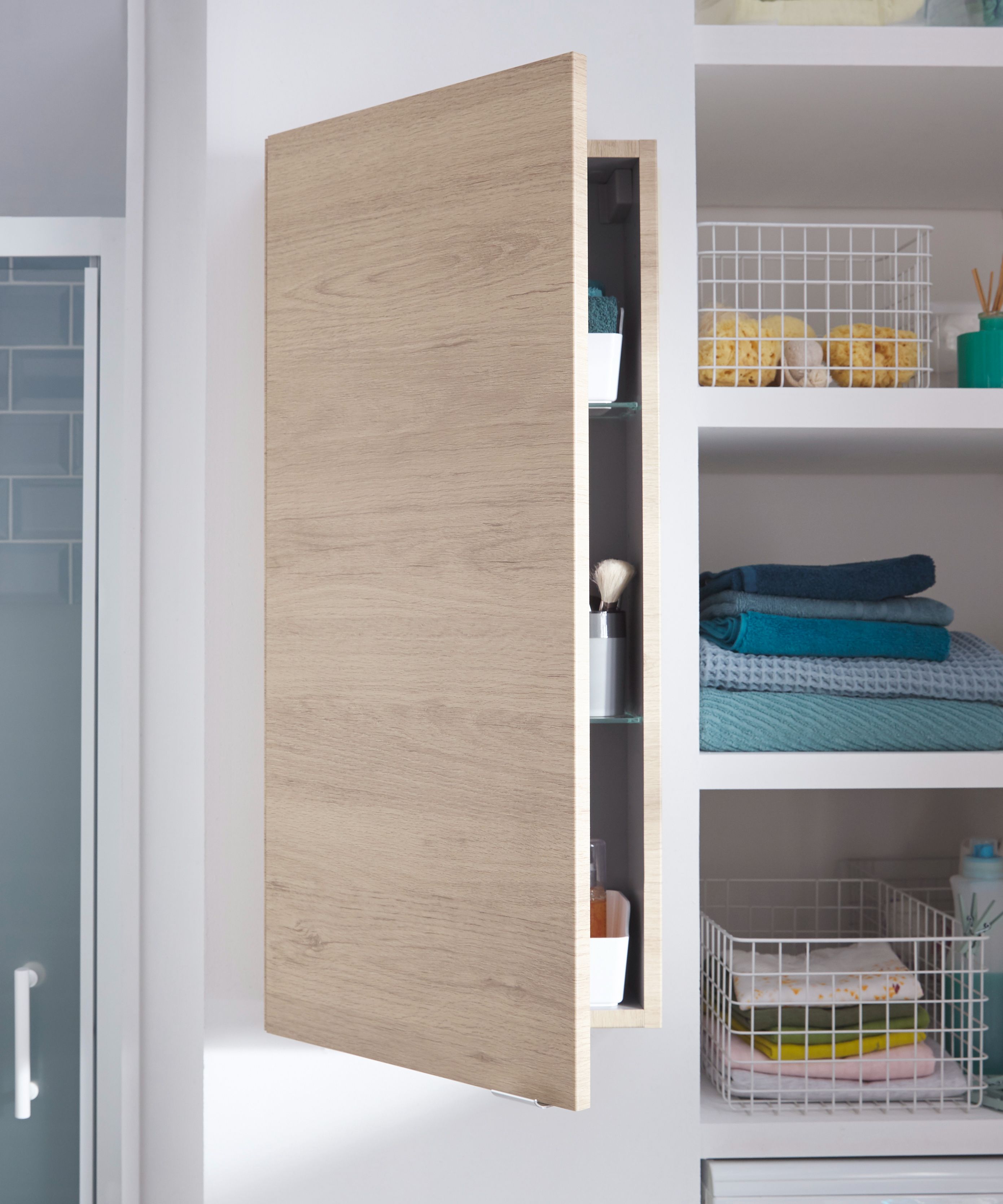 Dulap baie GoodHome Imandra, suspendat, 40 x 15 x 90 cm, stejar