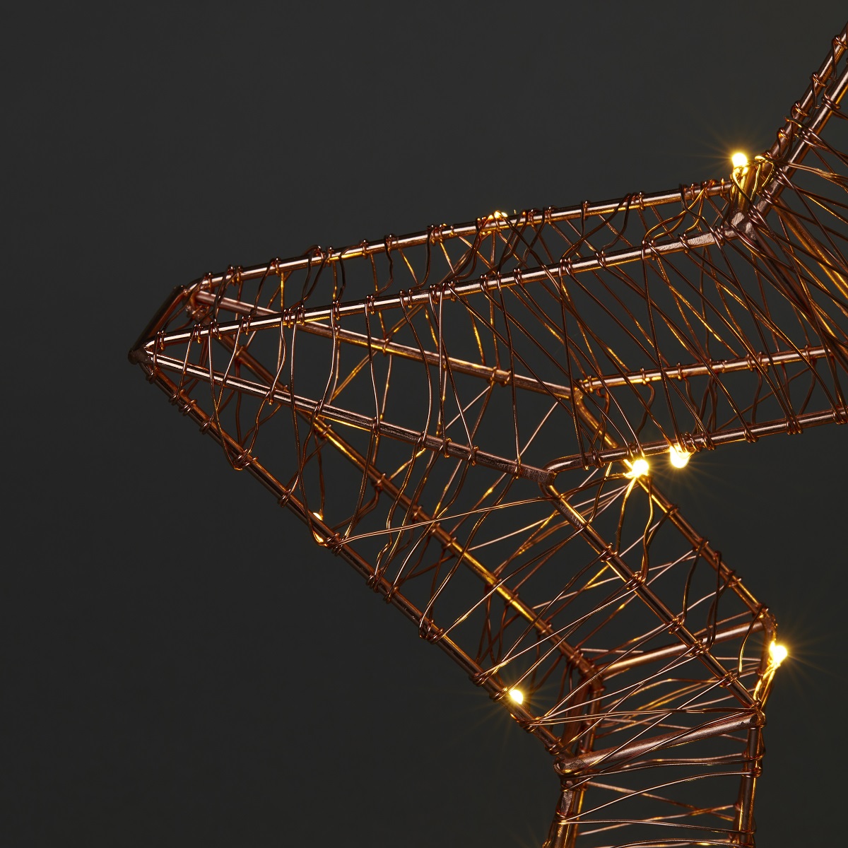 Decoratiune Stea Luminoasa, 36 x 34 cm, metal, auriu, lumina alb cald