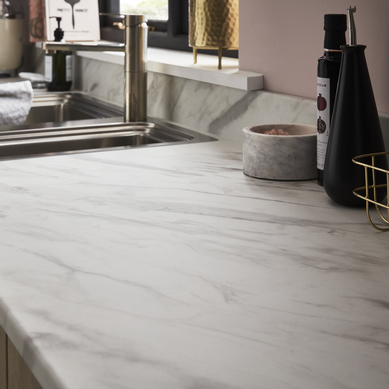 Blat bucatarie GOODHOME Agliata, PAL, 300 x 62 cm x 2.2 cm, alb marmura