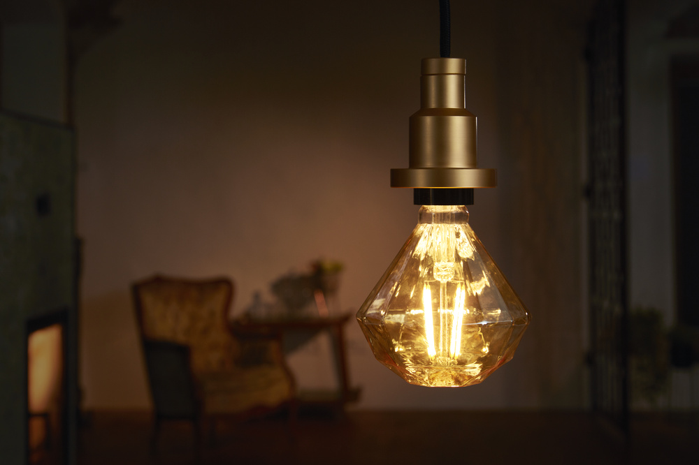 Bec LED decorativ, Osram, E27, 4.5W, 2500K, auriu