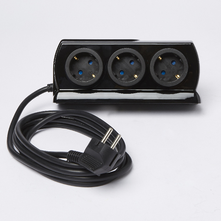 Prelungitor 6 prize, 2 porturi USB, negru, 16 A, 1.5 mmp x 2 m 