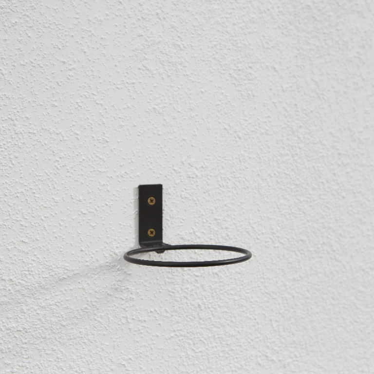 Suport suspendat din metal, negru,  6.5 cm inaltime  Verve