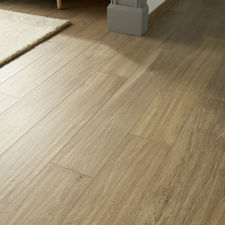 Gresie interior GoodHome Antic Rustic, portelanata, aspect lemn natural, 120 x 20 cm, 1,2 mp/cutie
