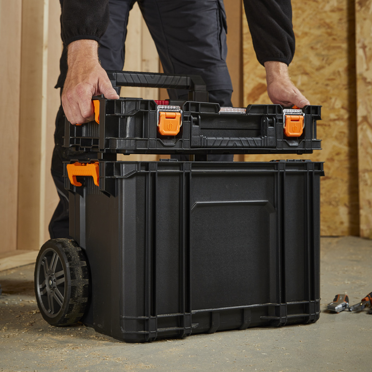 Carucior scule cu organizator  Magnusson