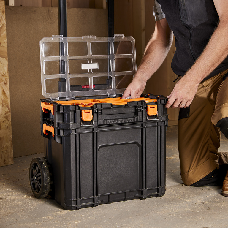 Carucior scule cu organizator  Magnusson