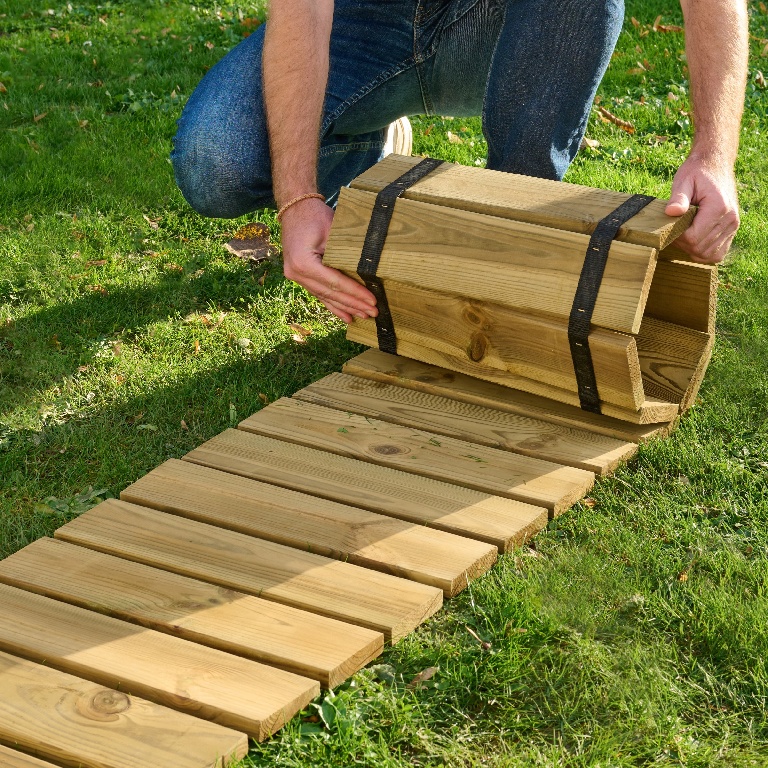Traversa pentru gradina KLIKSTROM Sauda, 200 x 40 cm, lemn-natural, maro