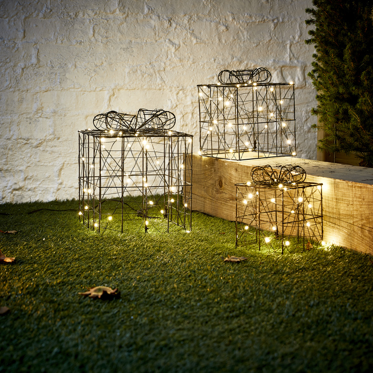 Decoratiune luminoasa Cadou, 90 led-uri, 3 bucati, negru