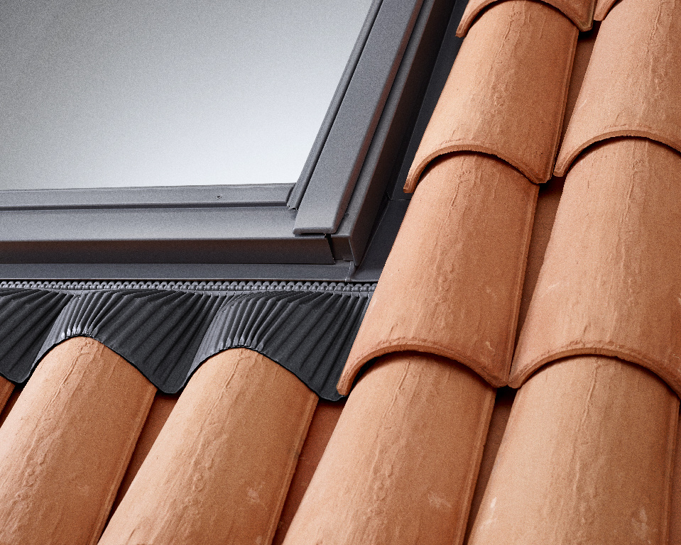 Rama etans, fereastra mansarda, gri, 78 x 118 cm  Velux EDW