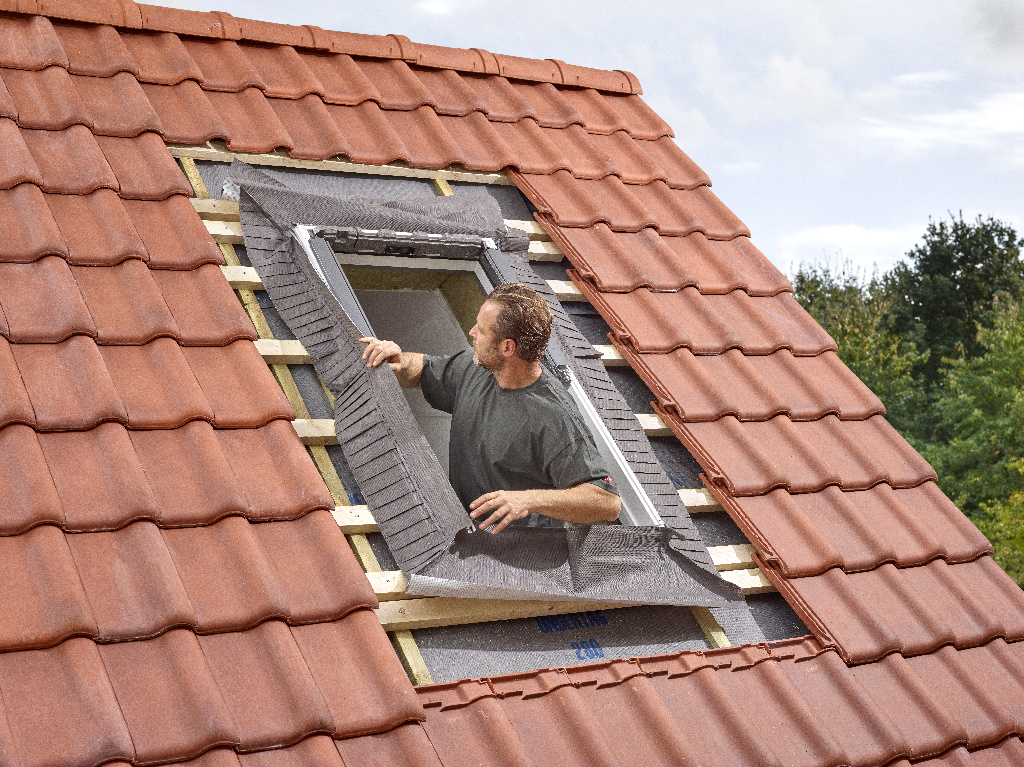 Rama etansare, fereastra mansarda 78 x 140 cm, impermeabil, aluminiu Velux EDW