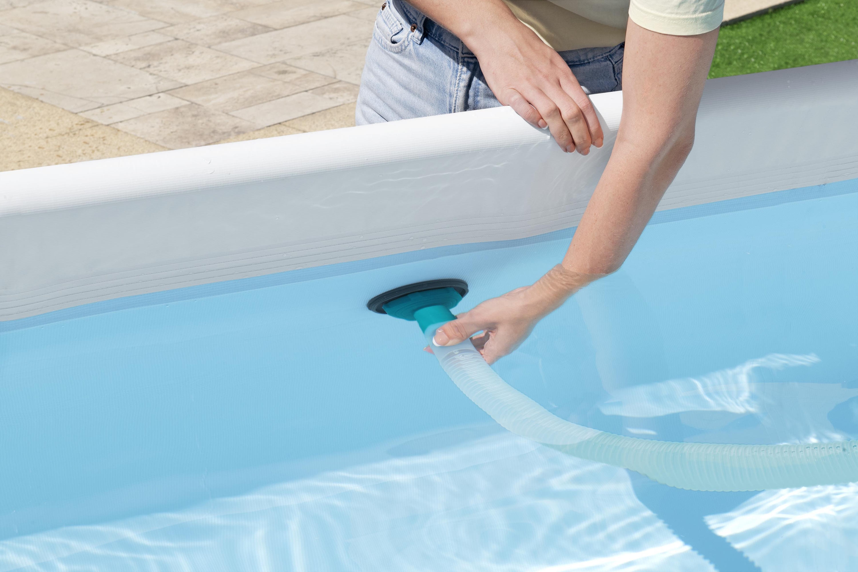 Set de curatare pentru piscine supraterane BESTWAY, pana la 610 cm