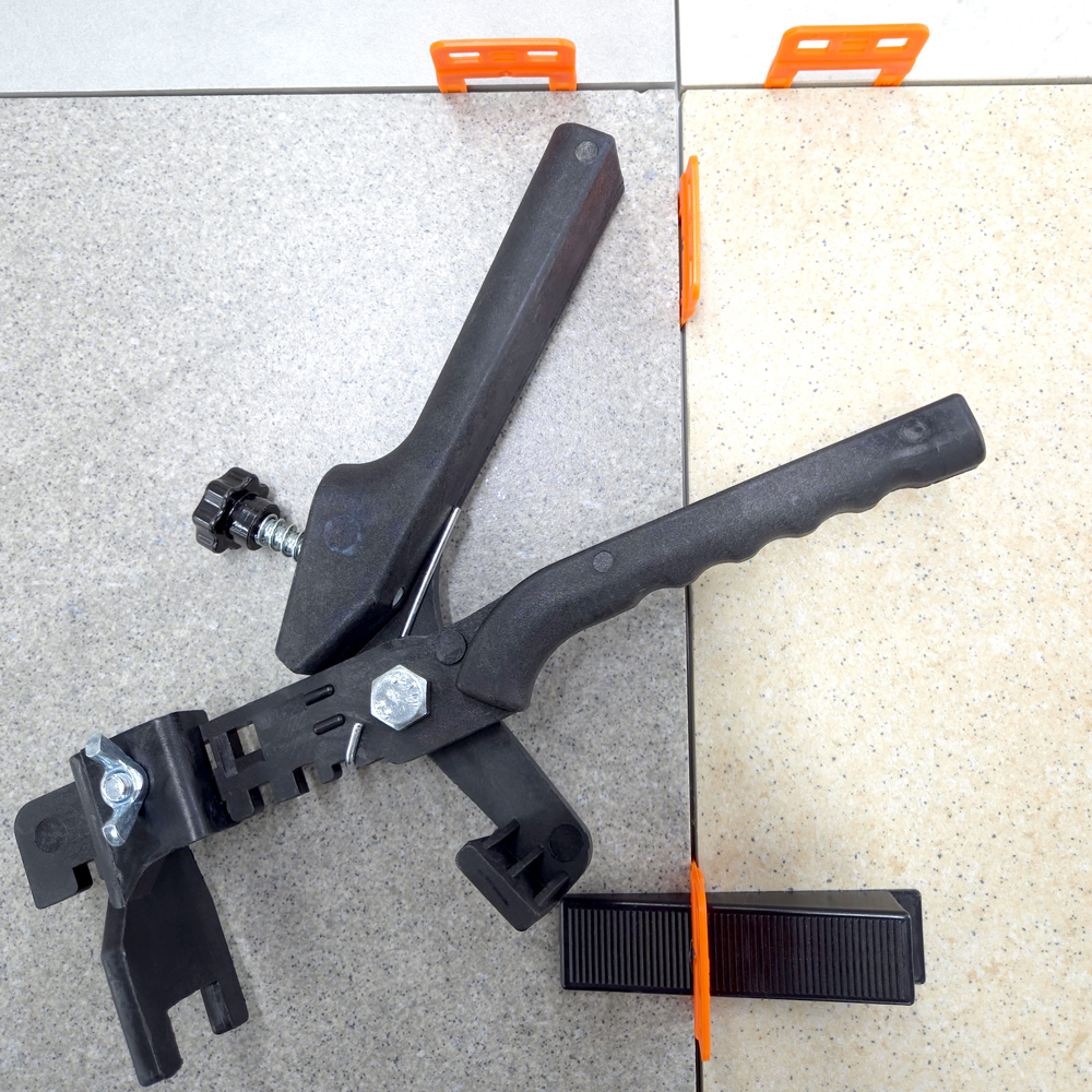 Cleste pentru clipsuri si pene ARTGRESO, plastic, negru