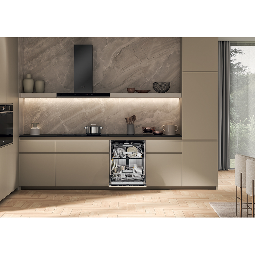 Masina de spalat vase incorporabila WHIRLPOOL W7I HT40 T, MaxiSpace, 6th Sense, 15 seturi, 8 programe, 60 cm, Clasa C, panou comanda negru