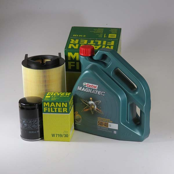 Kit schimb ulei CASTROL VW JETTA IV 2.0i 116CP