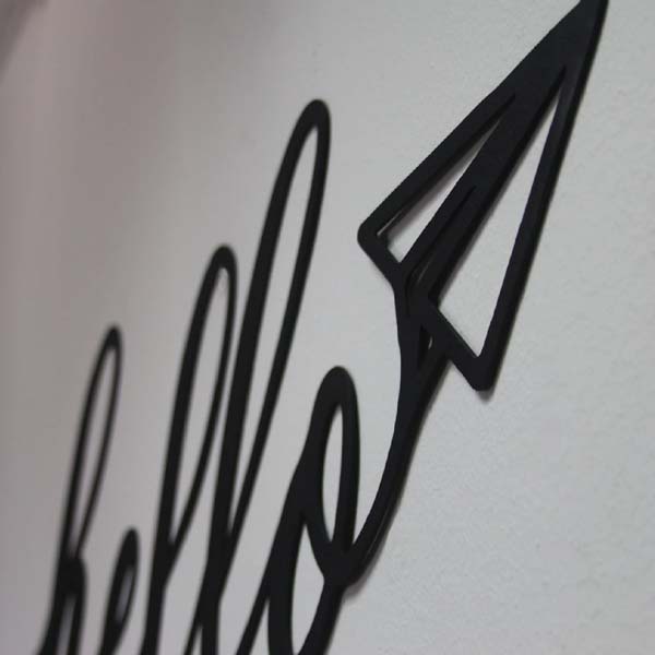 Decoratiune perete Hello Metal, 85 x 31 cm, metal, negru
