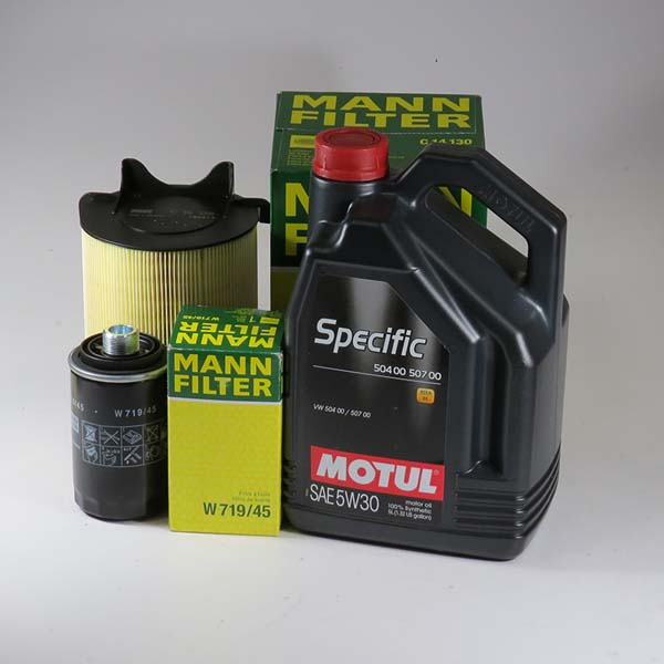 Kit schimb ulei MOTUL VW PASSAT 2.0FSI 200CP