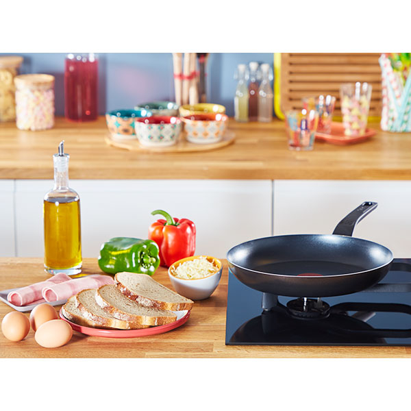 Tigaie TEFAL Simply Clean B5670553, 26cm, aluminiu, Thermo Signal, negru