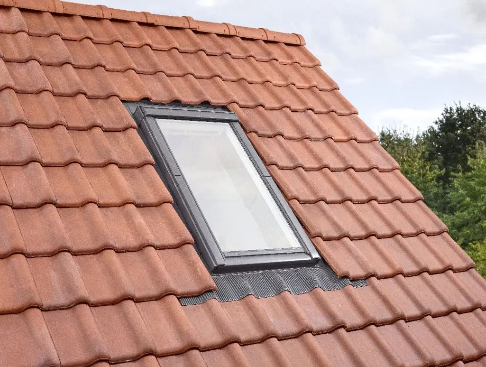 Rama etansare VELUX EDW 1000, 50 x 138 cm, gri antracit