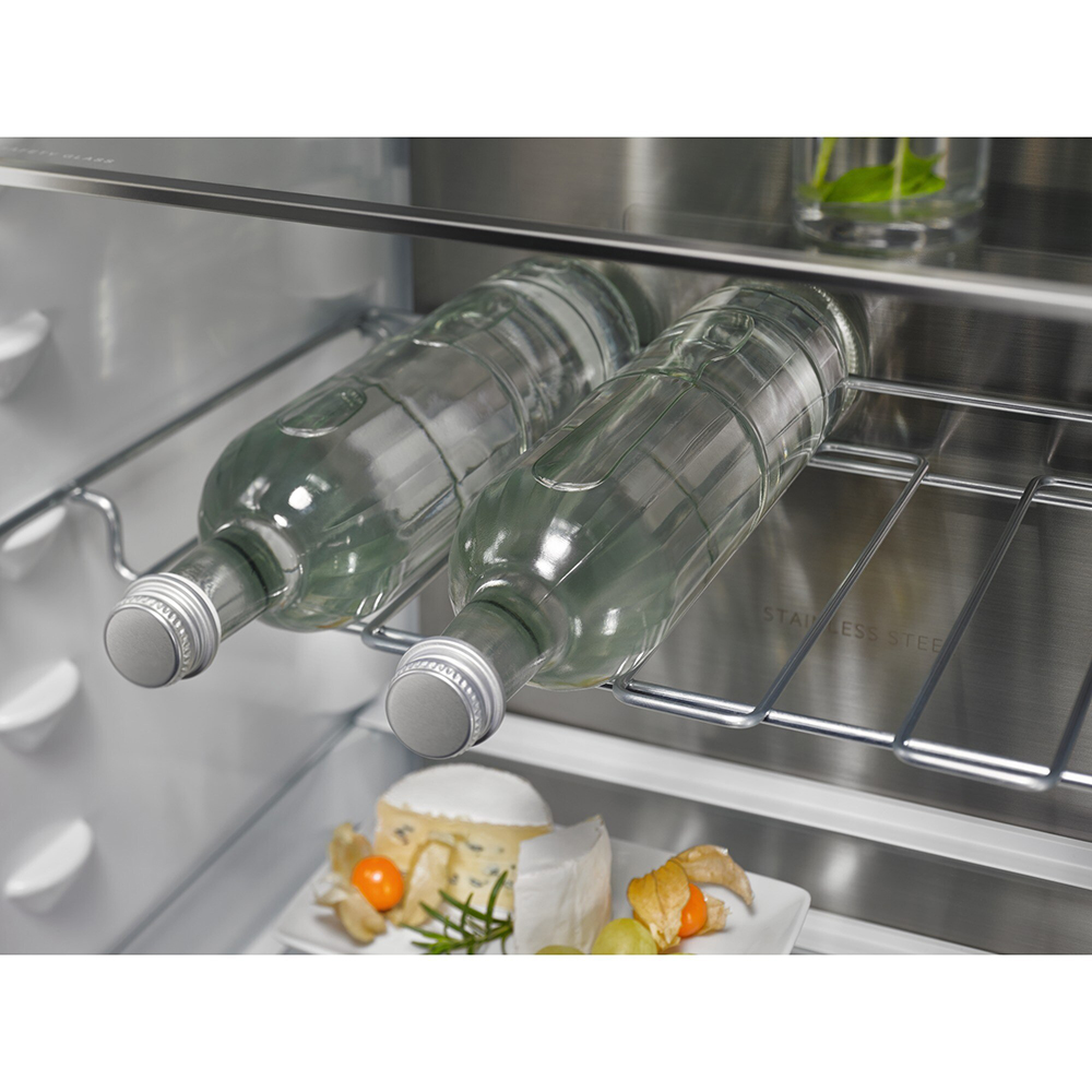 Combina frigorifica incorporabila ELECTROLUX ENC8MD18S, No Frost, 248 l, H 177.2 cm, Clasa D