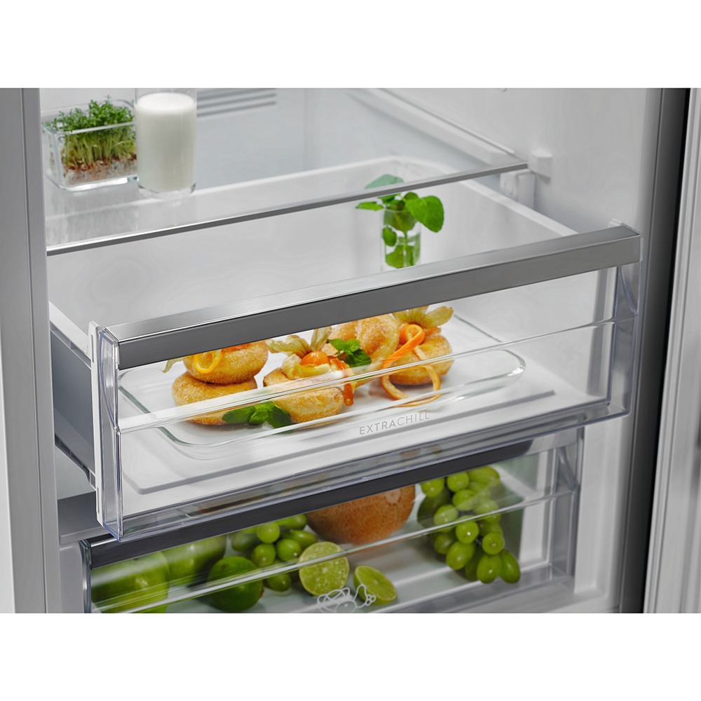 Combina frigorifica ELECTROLUX LNT7ME36K2, No Frost, 367 l, H 201 cm, Clasa E, negru