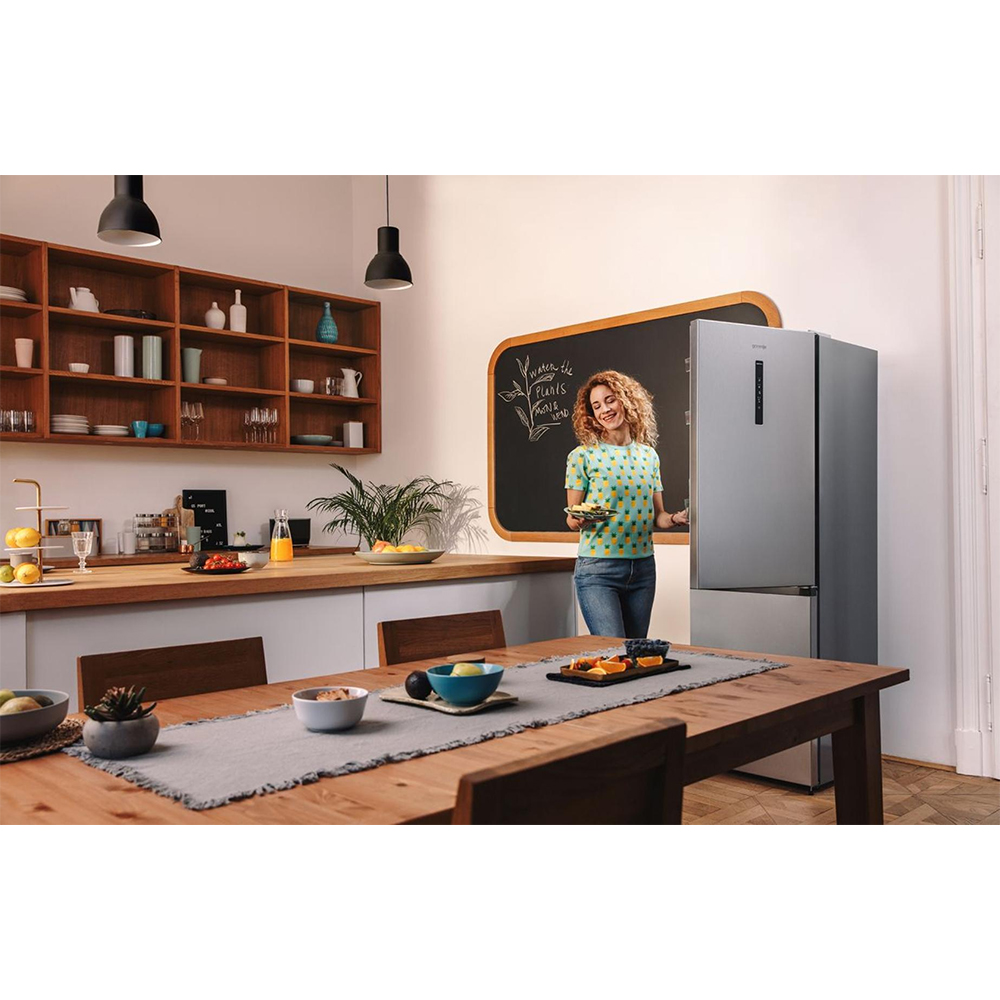 Combina frigorifica GORENJE NRK619CAXL4, No Frost Plus, 304 l, H 186 cm, Clasa C, argintiu