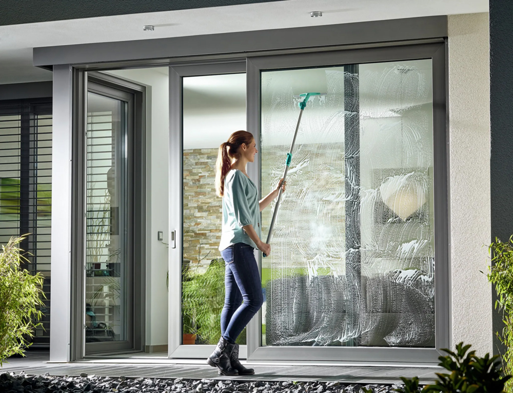 Stergator geamuri cu maner telescopic LEIFHEIT PowerSlide, turcoaz