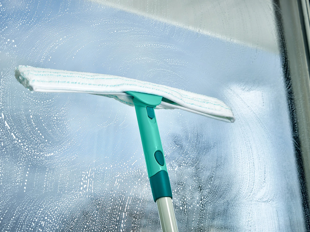 Stergator geamuri cu maner telescopic LEIFHEIT PowerSlide, turcoaz
