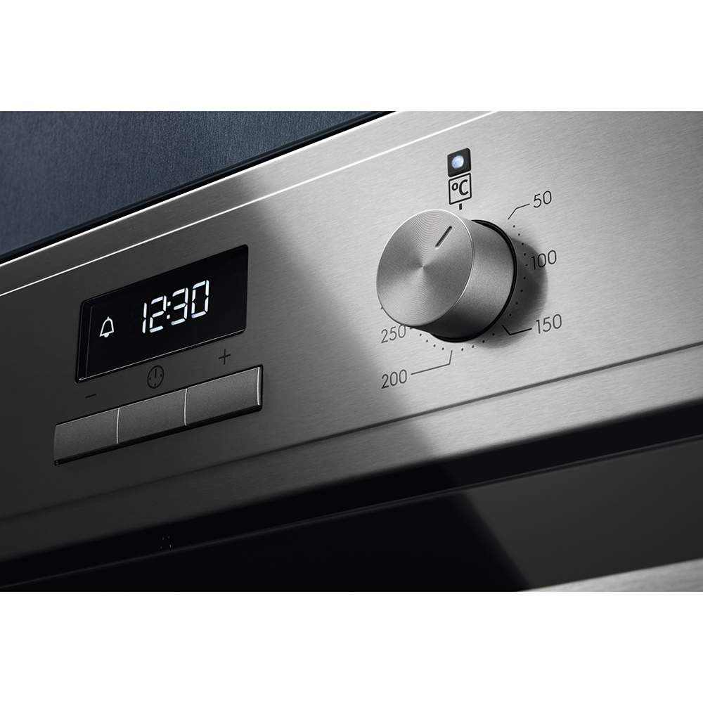 Cuptor incorporabil ELECTROLUX EOD3C70X, Electric, Autocuratare Catalitica, 72 l, Clasa A, negru-inox