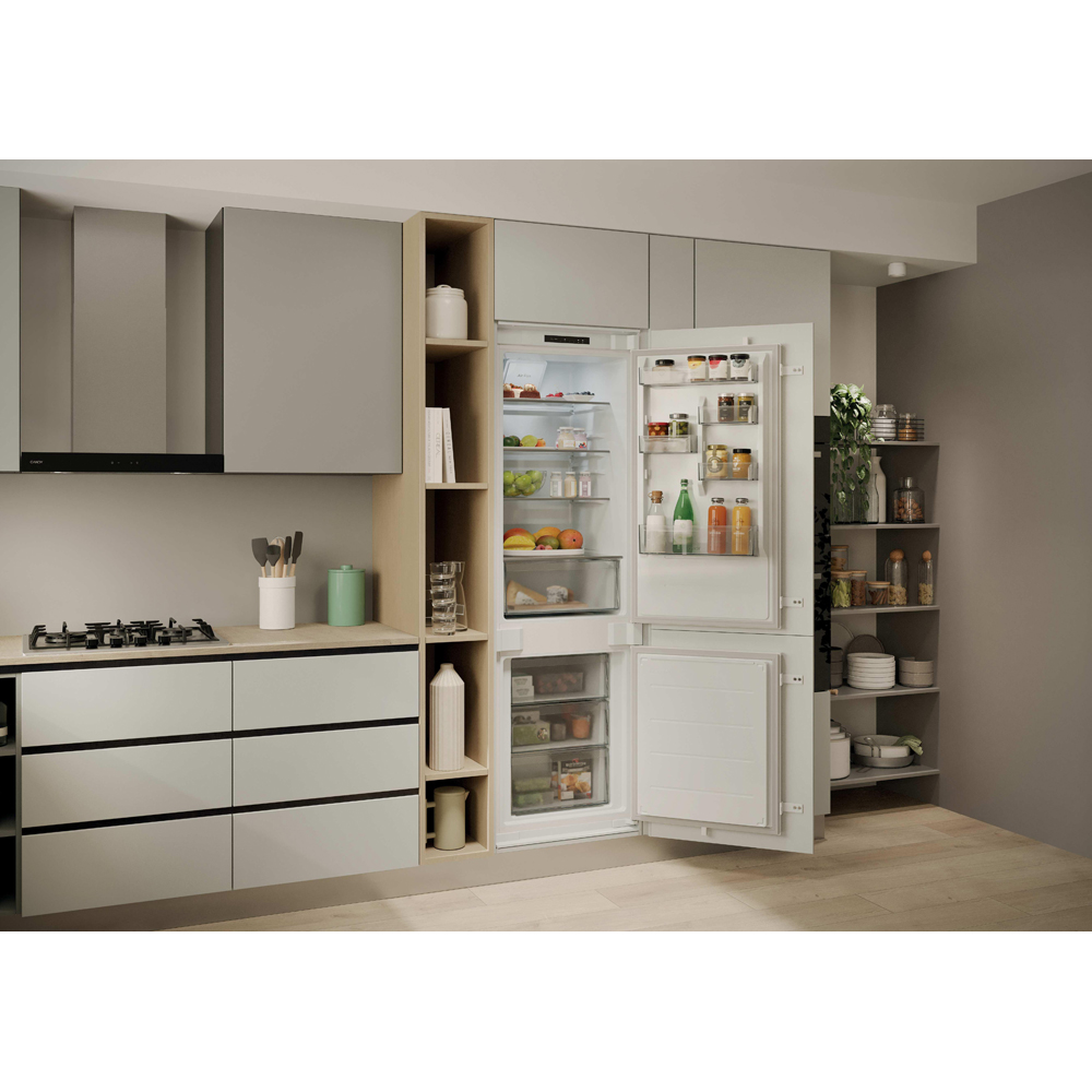 Combina frigorifica incorporabila CANDY ECNBQL3518EV, Low Frost, 269 l, H 177 cm, Clasa E, Wi-Fi