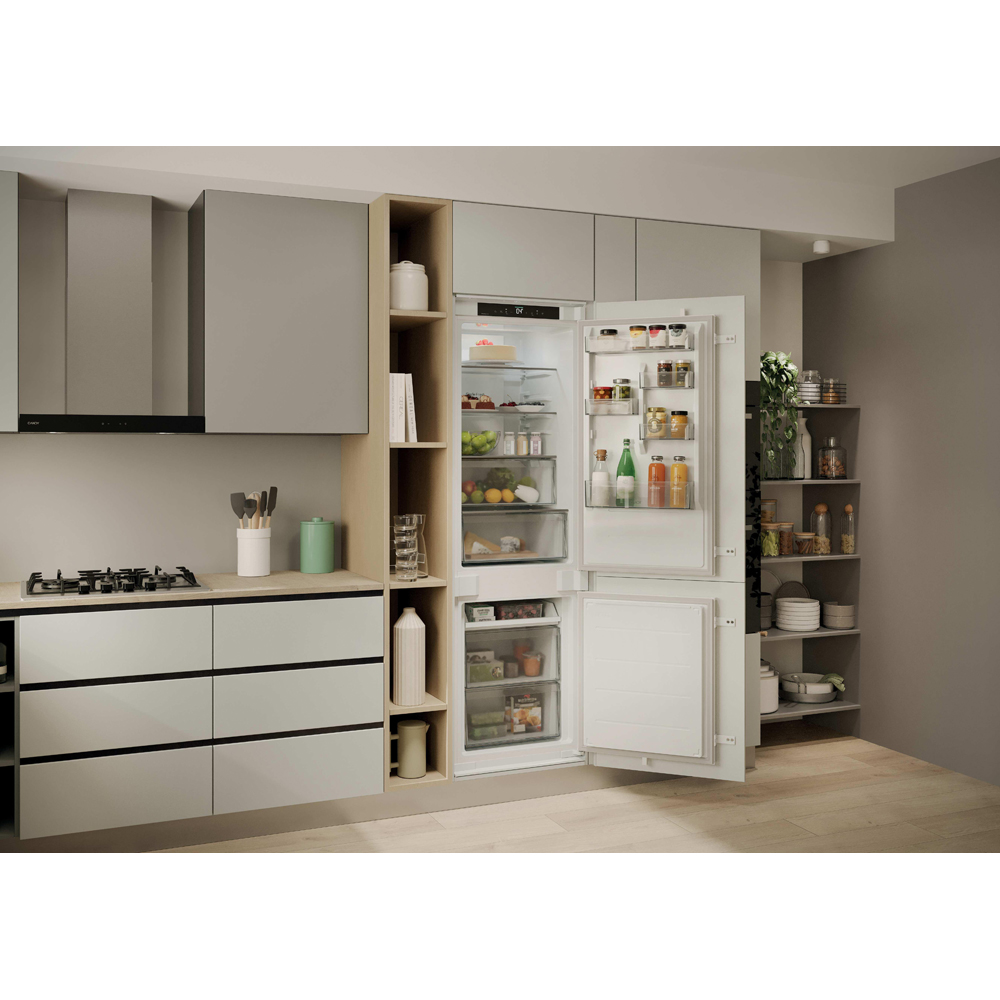 Combina frigorifica incorporabila CANDY ECNBQT3518E, Total No Frost, 251 l, H 177 cm, Clasa E
