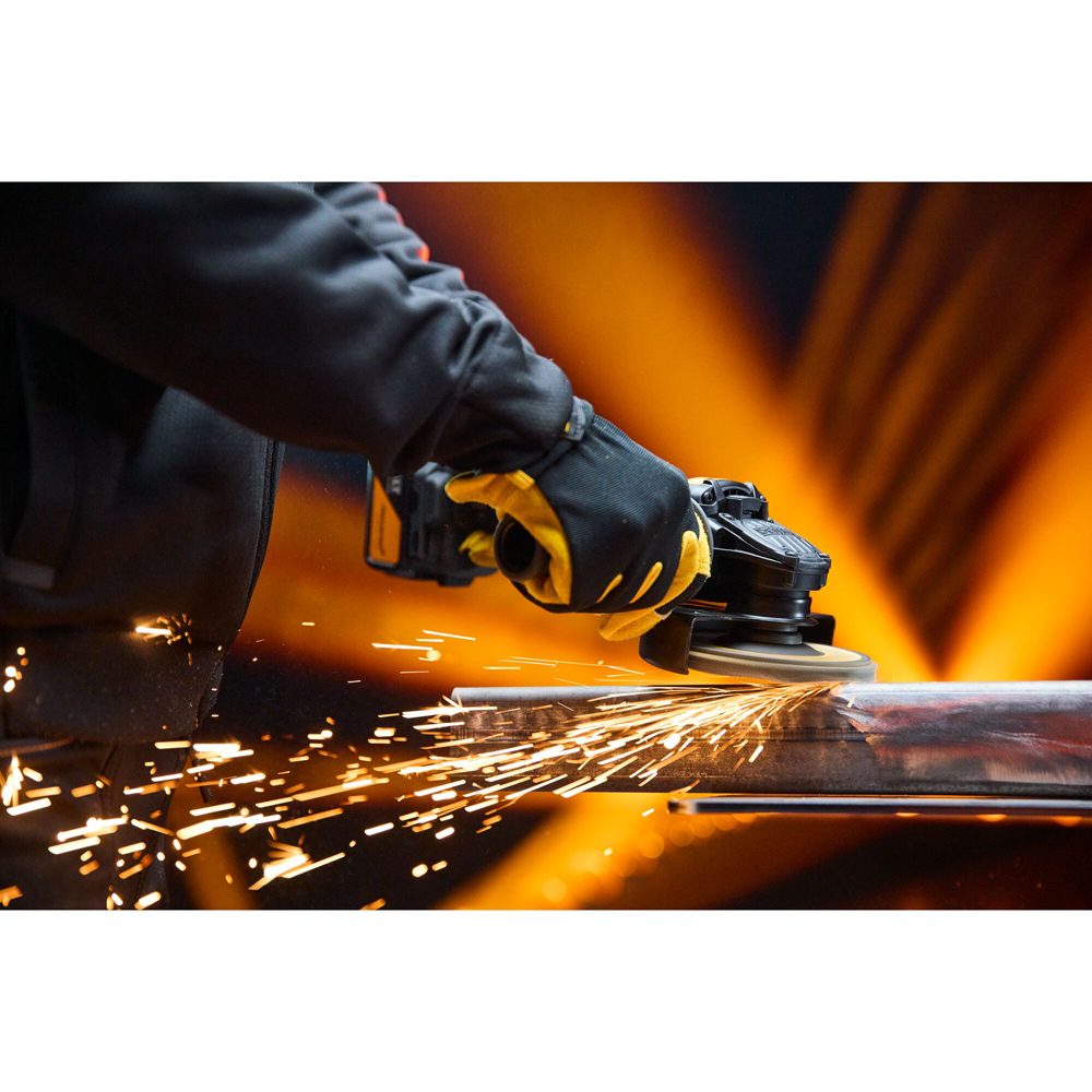 Polizor unghiular DEWALT DCG45MP2T-QW x McLaren F1 Team, 5500RPM, 2x5Ah, 125mm
