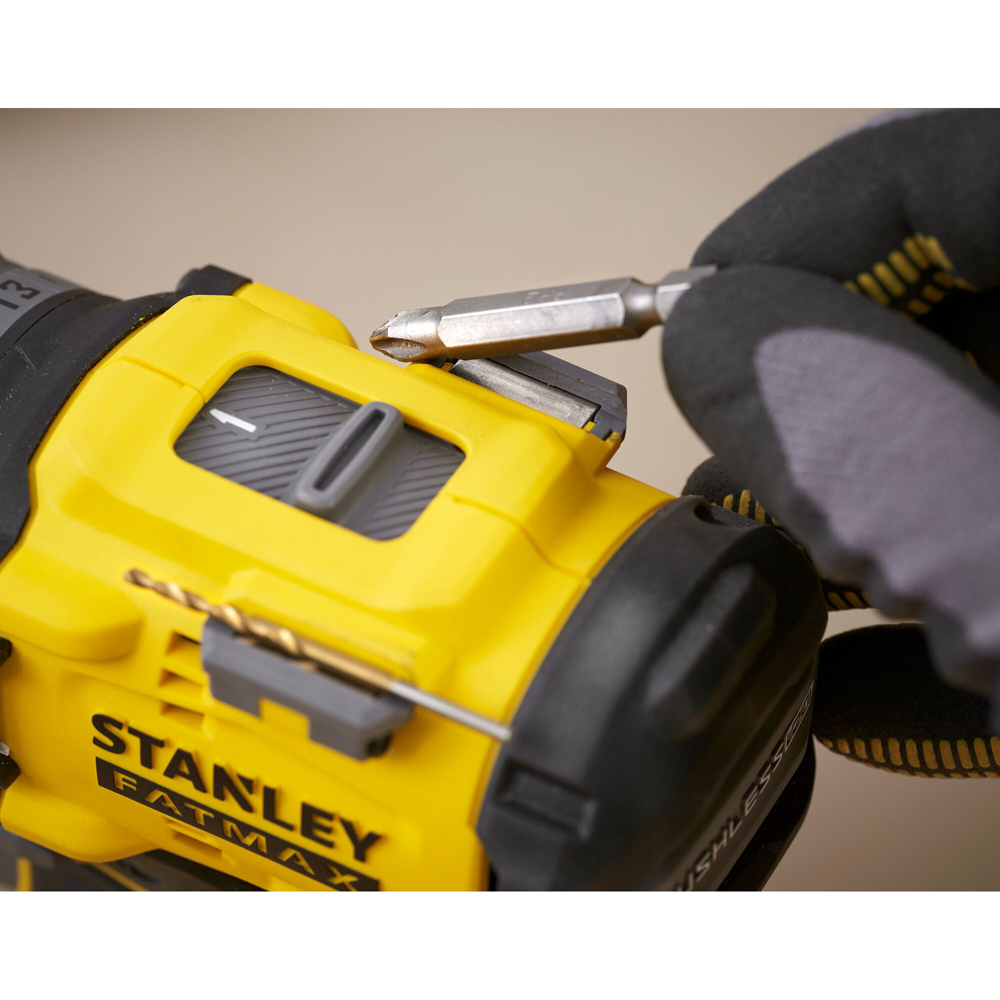 Masina de gaurit cu percutie STANLEY FATMAX SFMCD726MD, 18V, 2/ 4Ah, 2 acumulatori, 2000RPM, 80Nm