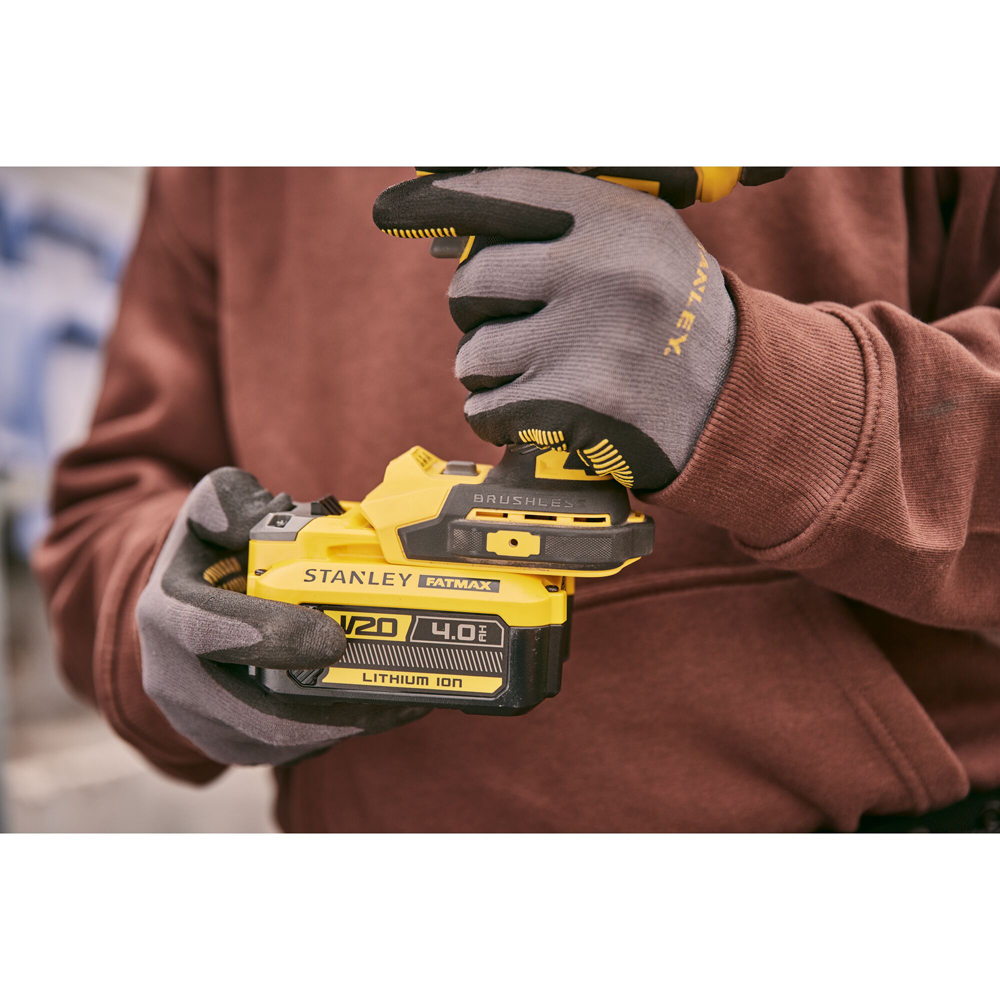 Masina de insurubat cu impact STANLEY FATMAX SFMCF940M1, 18V, 4Ah, 1 acumulator, 2000RPM, 950Nm