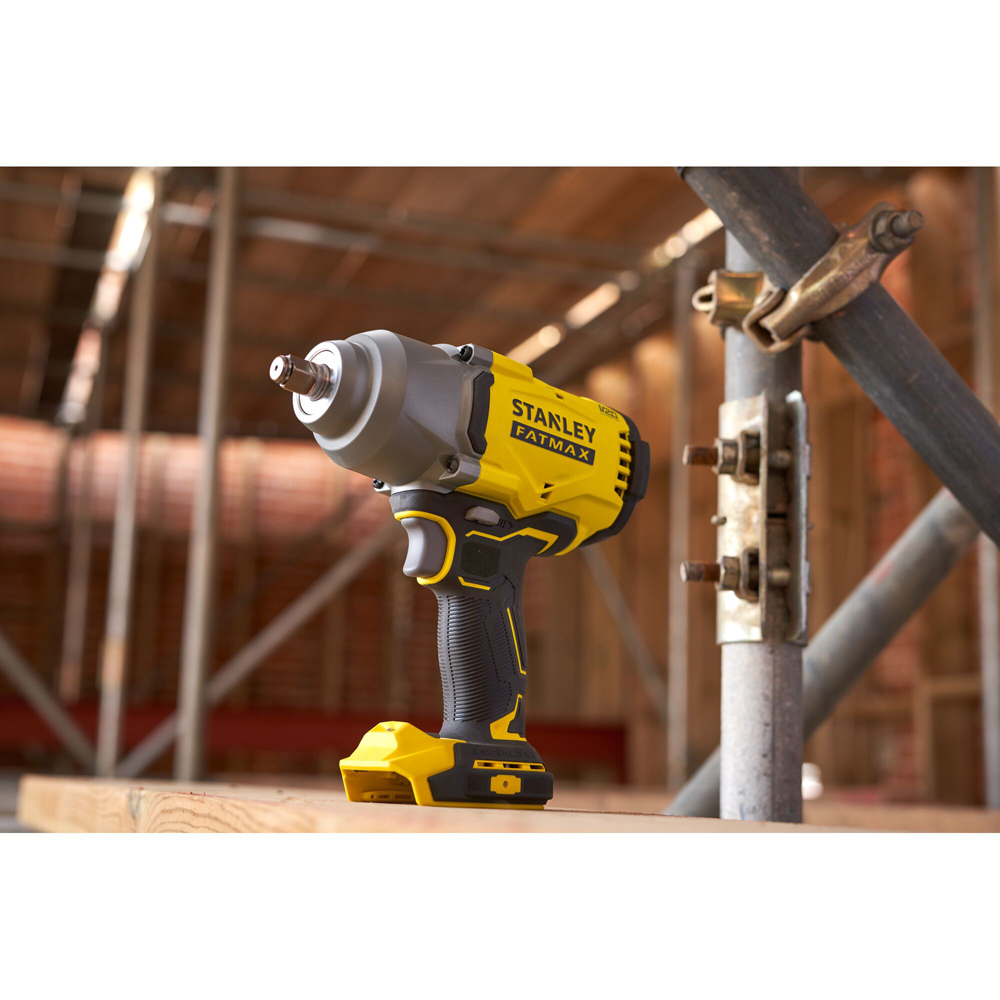 Masina de insurubat cu impact STANLEY FATMAX SFMCF940M1, 18V, 4Ah, 1 acumulator, 2000RPM, 950Nm