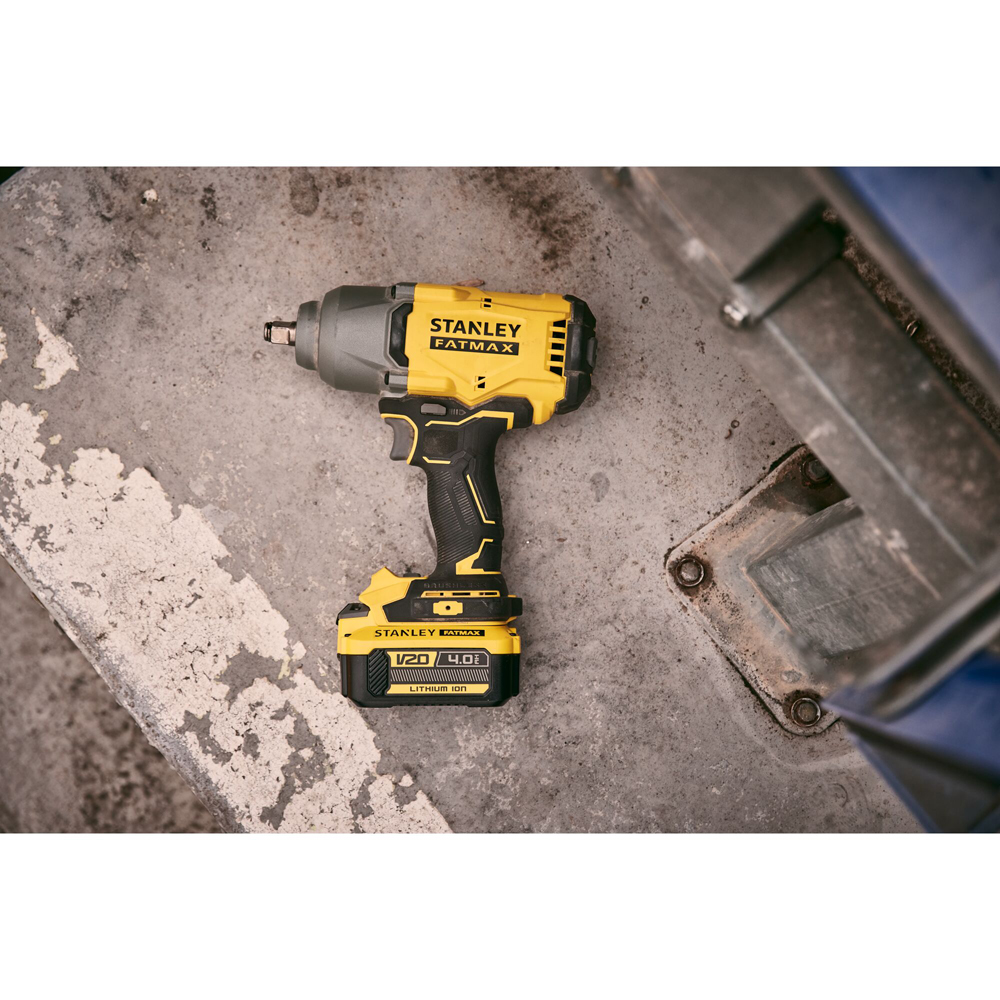 Masina de insurubat cu impact STANLEY FATMAX SFMCF940M1, 18V, 4Ah, 1 acumulator, 2000RPM, 950Nm