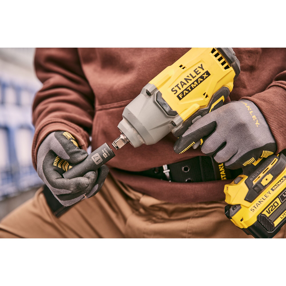 Masina de insurubat cu impact STANLEY FATMAX SFMCF940M1, 18V, 4Ah, 1 acumulator, 2000RPM, 950Nm